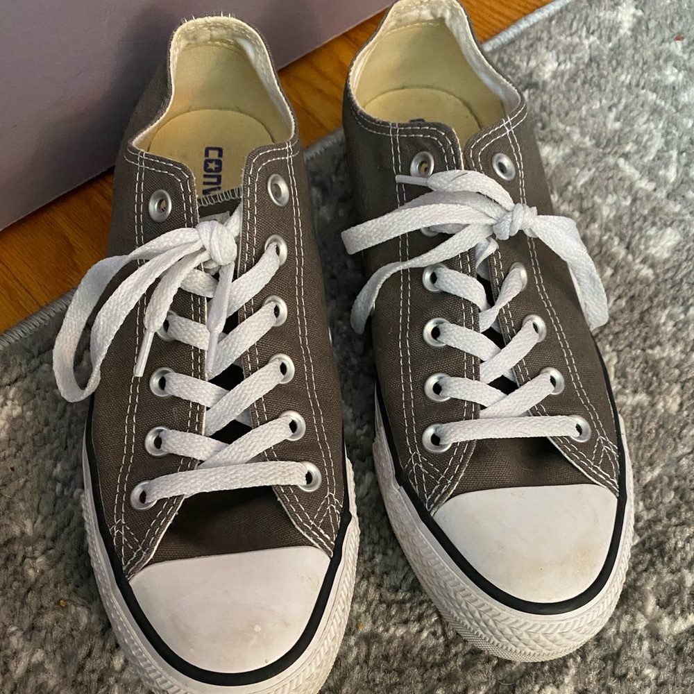 Dark Gray Lowtop converse